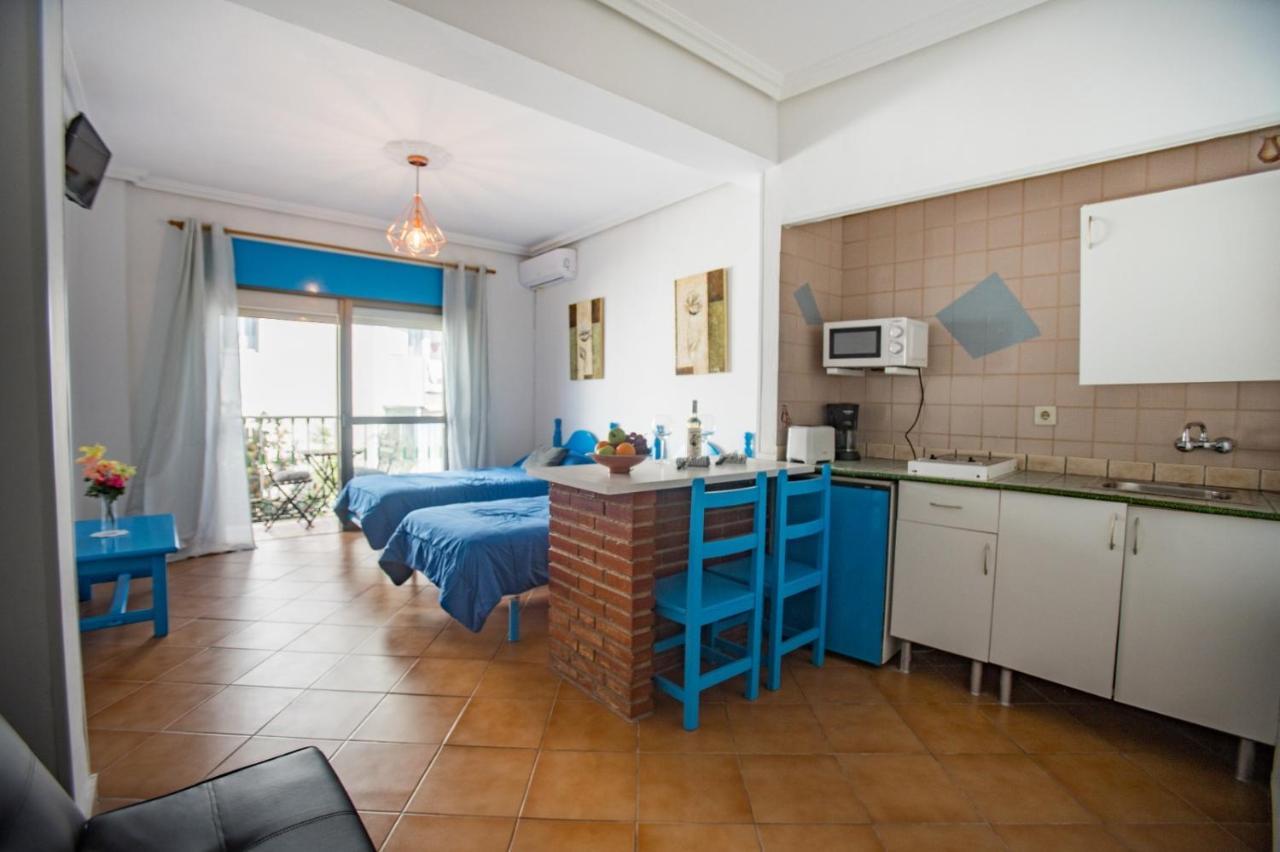 Apartamentos Carihuela 托雷莫利诺斯 外观 照片